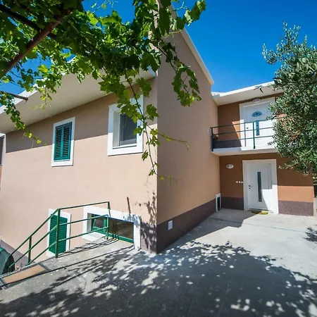 Bonaca Apartment *